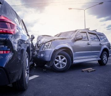 Miałeś wypadek lub kolizję? Miałeś wypadek lub kolizję?